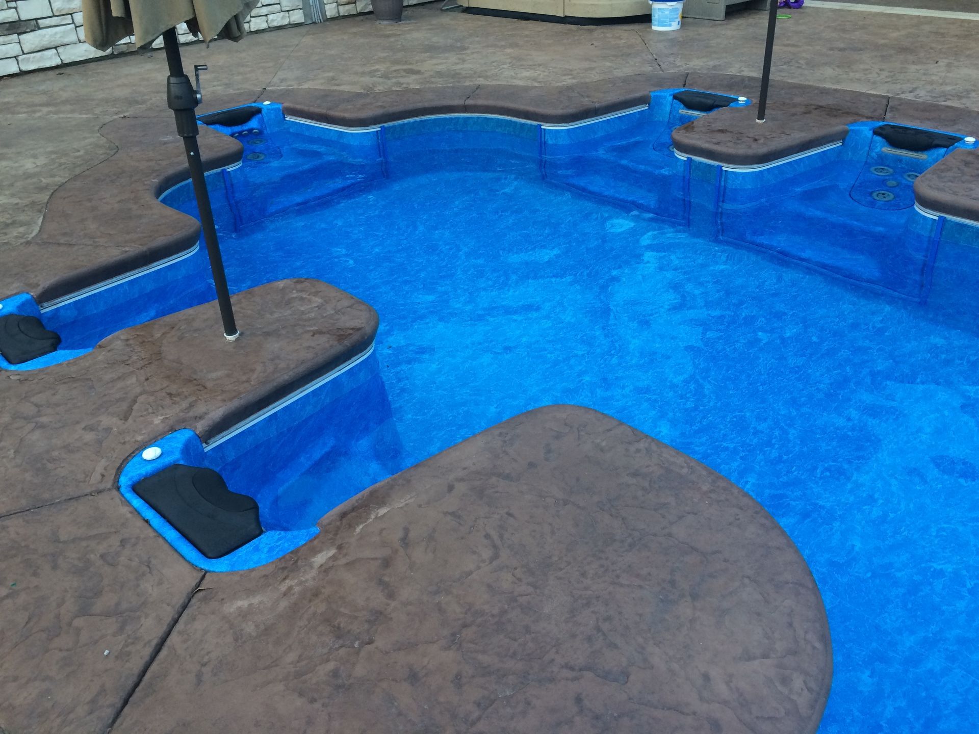 Pool with Hydro-Therapy with five seats