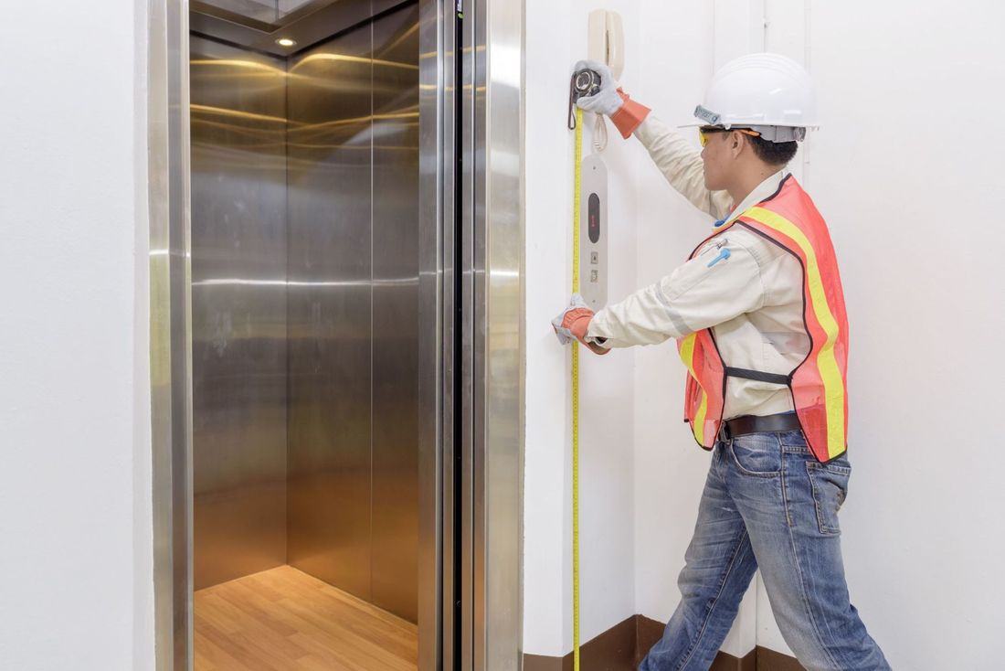 rilievo misure per progettazione ascensore