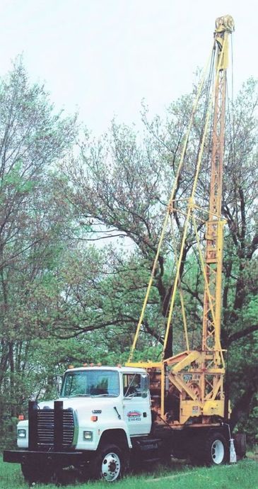 Image of  water well drilling truck