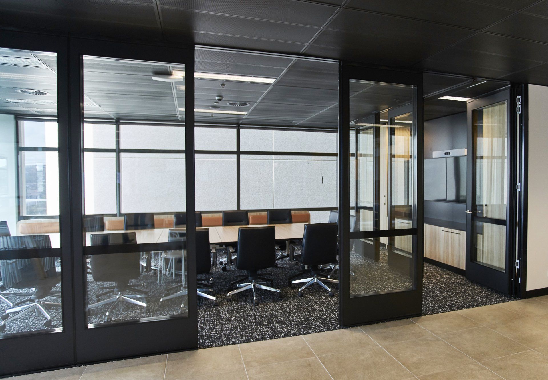 Bildspec Offers Glass Office Partitions