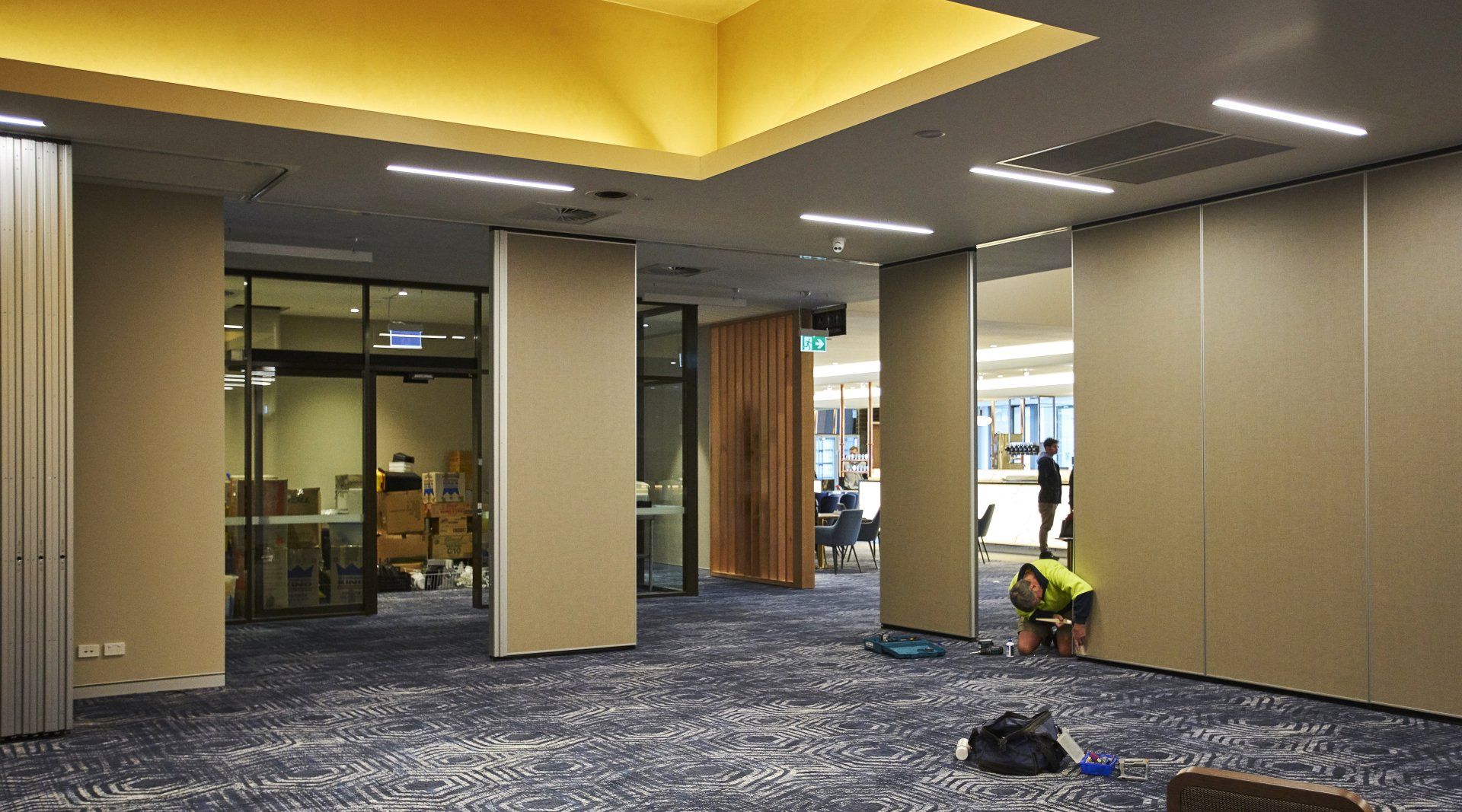 Series 100 Operable Wall