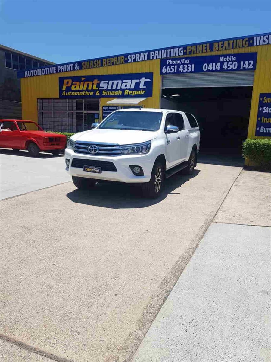 White truck — Smash Repairs in Coffs Harbour, NSW