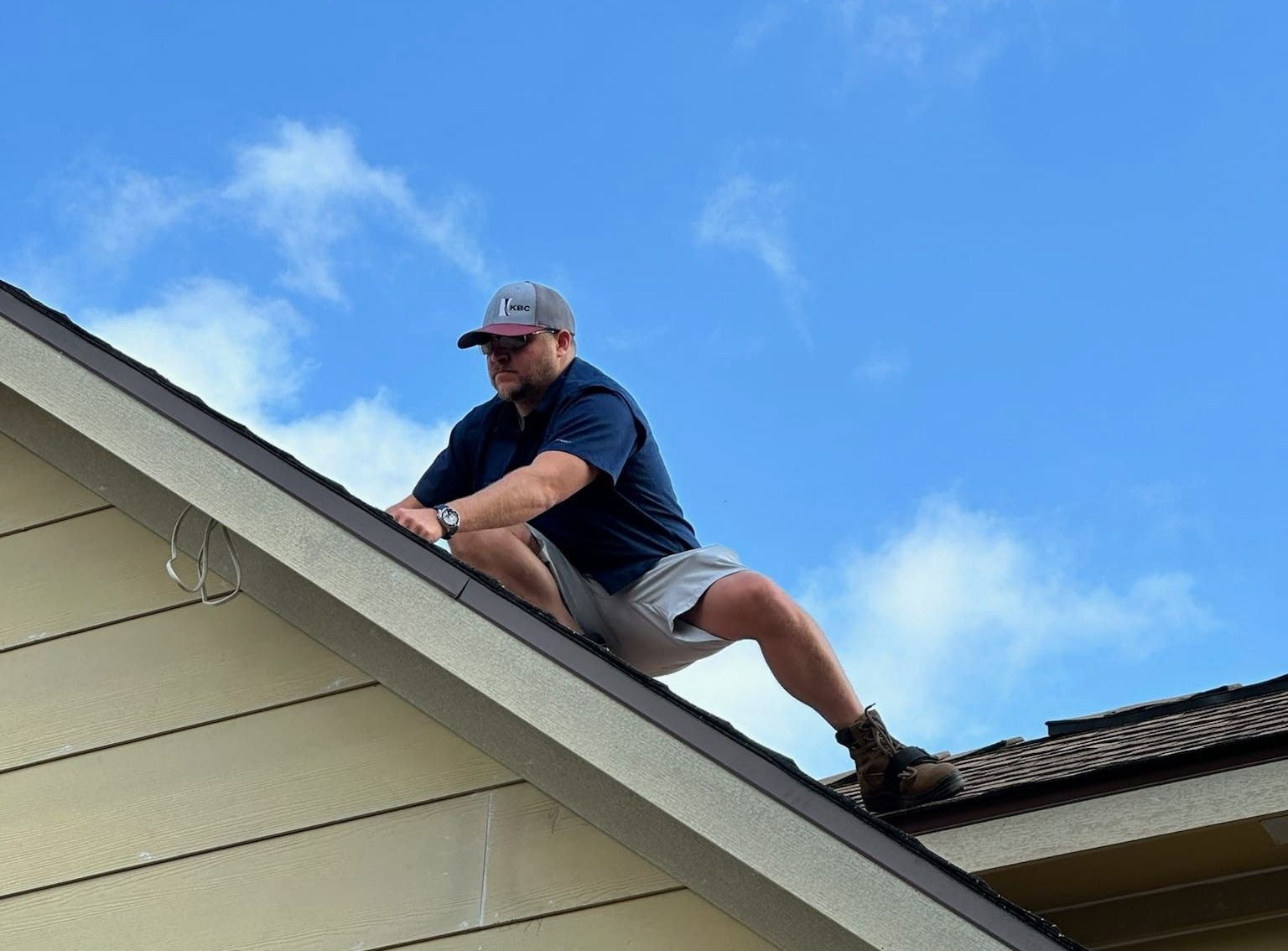 Modern residential home with premium roof installation by professional roofing contractors.