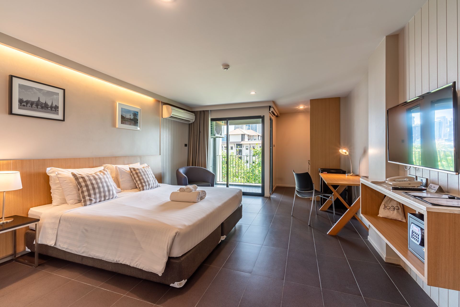 Naga Residence Hotel Bangkok - Deluxe Double Room