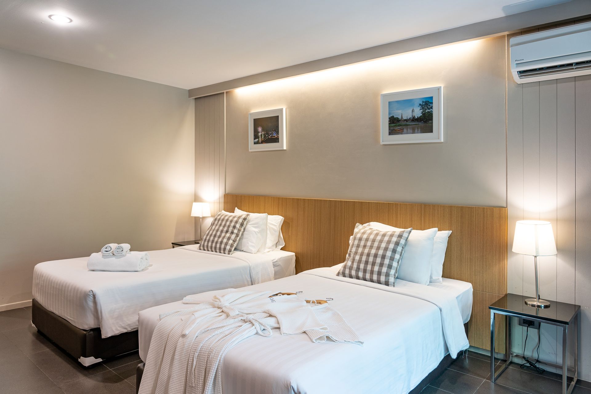 Naga Residence Hotel Bangkok - Deluxe Twin