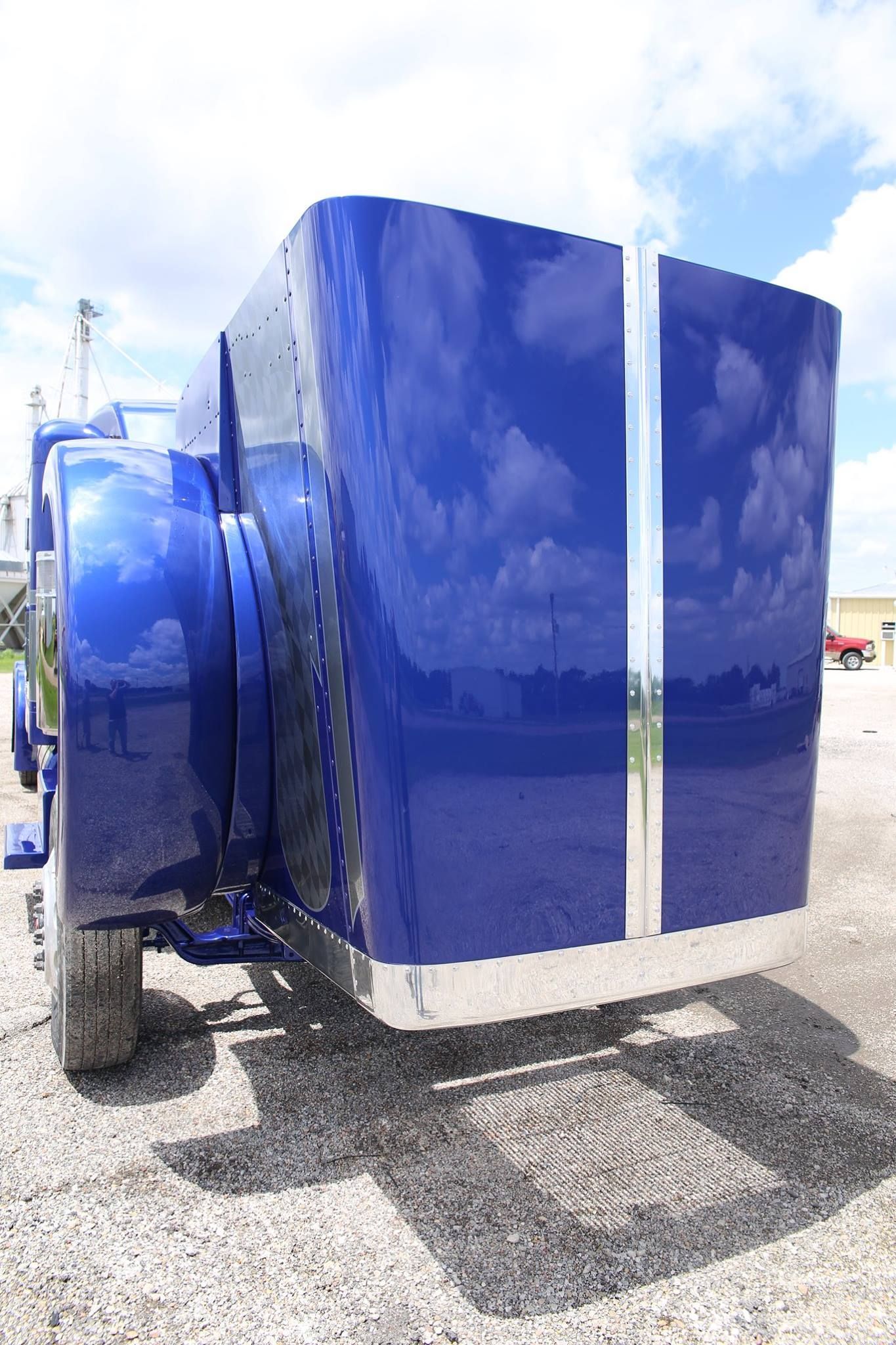 Semi-Truck Repair in Hutchinson KS by Quality Body Shop