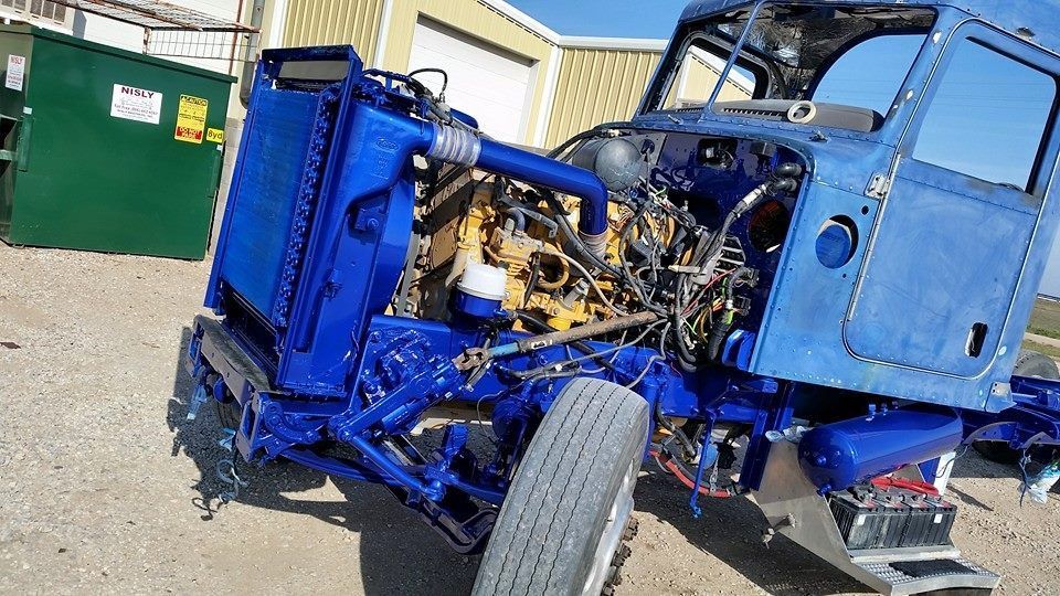 Semi-Truck Repair in Hutchinson KS by Quality Body Shop