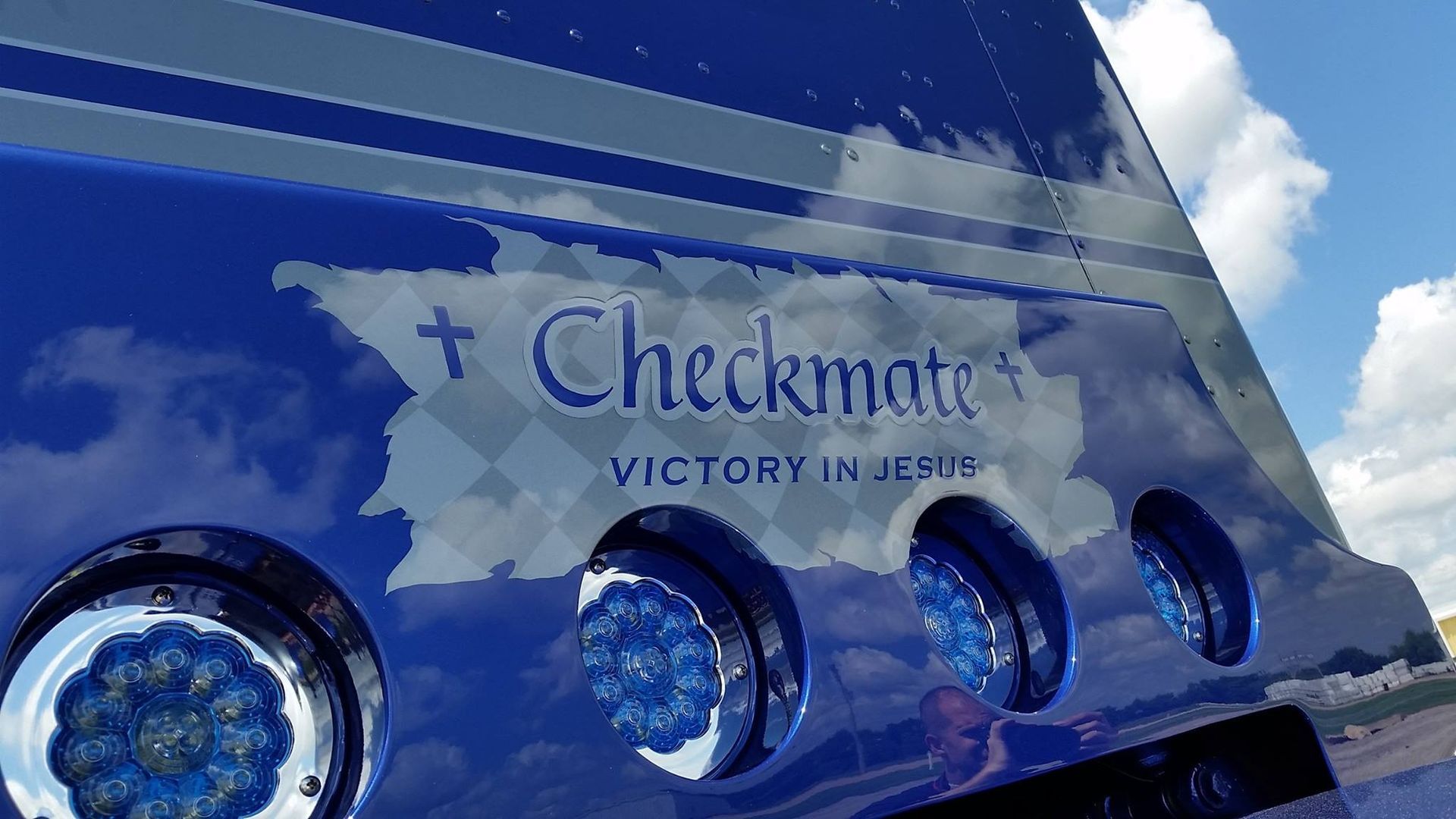 Semi-Truck Repair in Hutchinson KS by Quality Body Shop