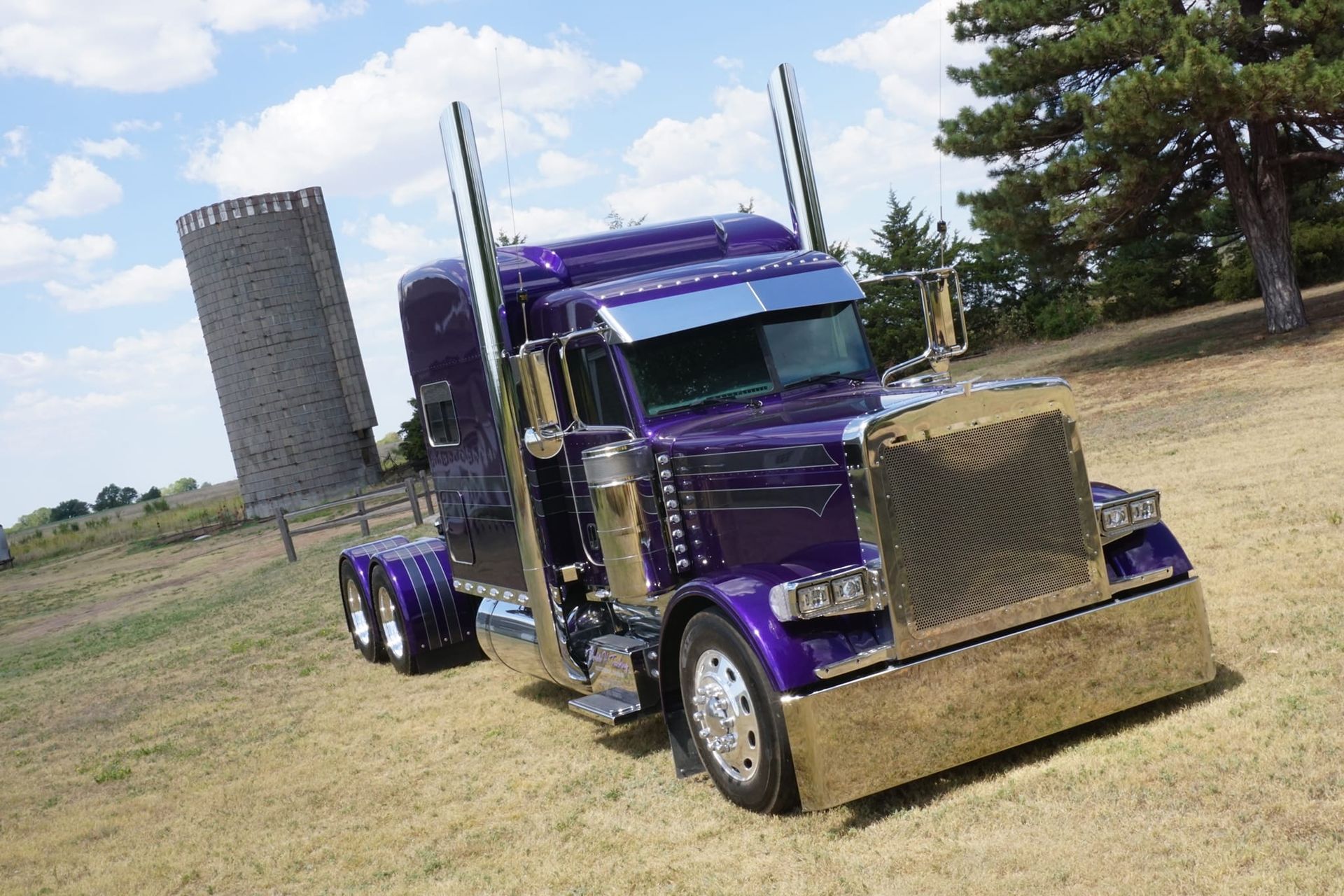 Semi-Truck Repair in Hutchinson KS by Quality Body Shop