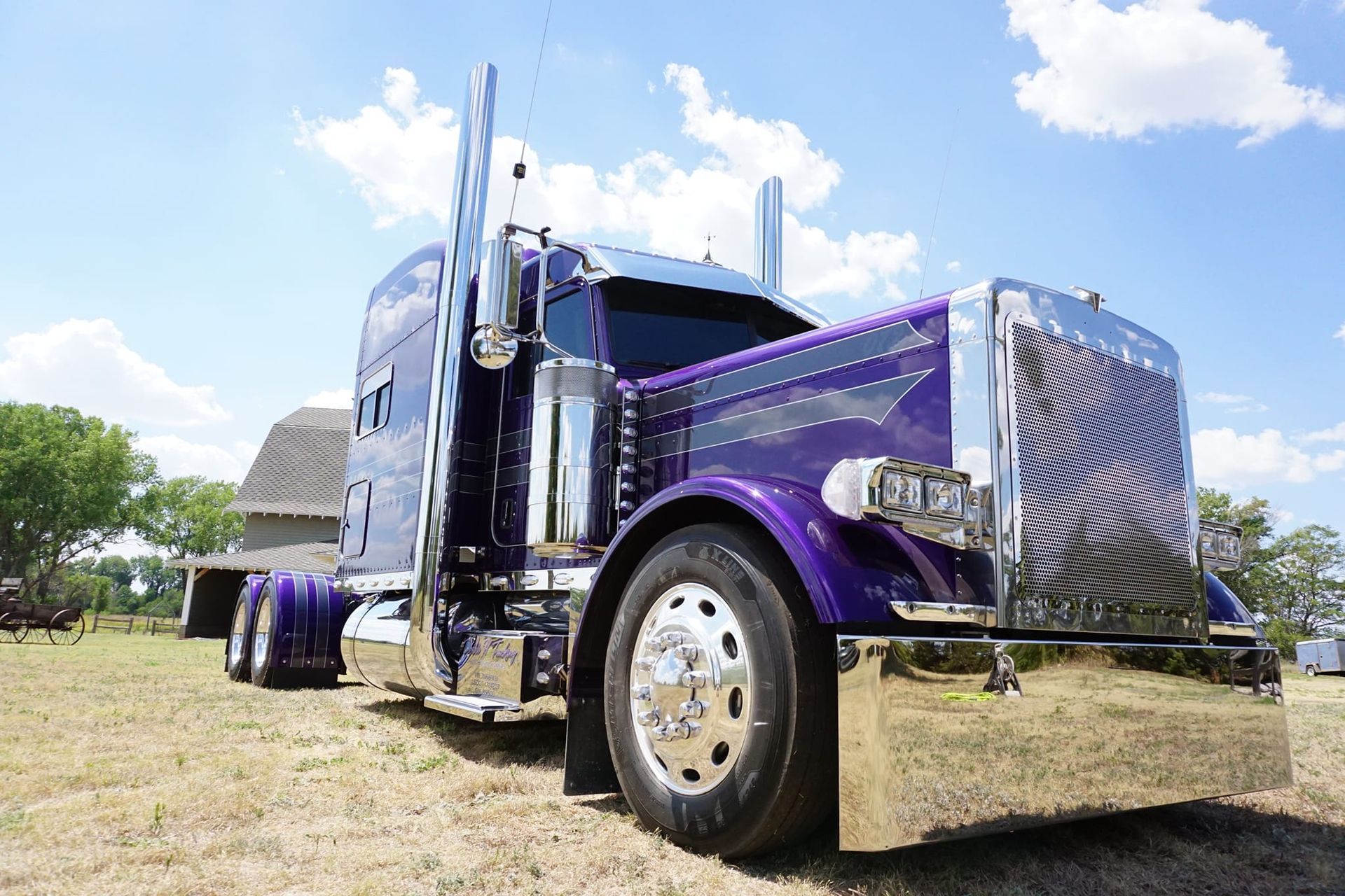 Semi-Truck Repair in Hutchinson KS by Quality Body Shop