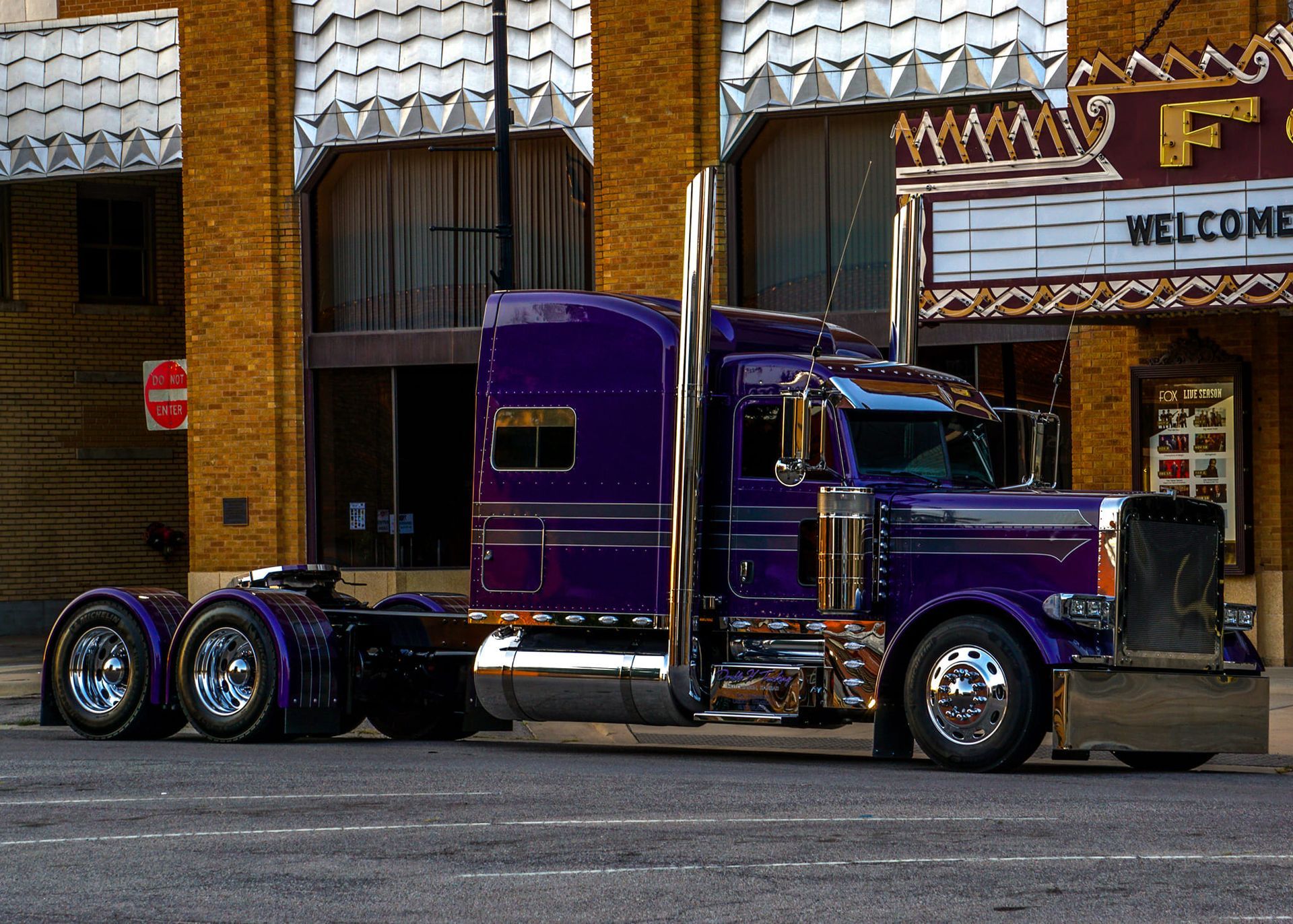 Semi-Truck Repair in Hutchinson KS by Quality Body Shop