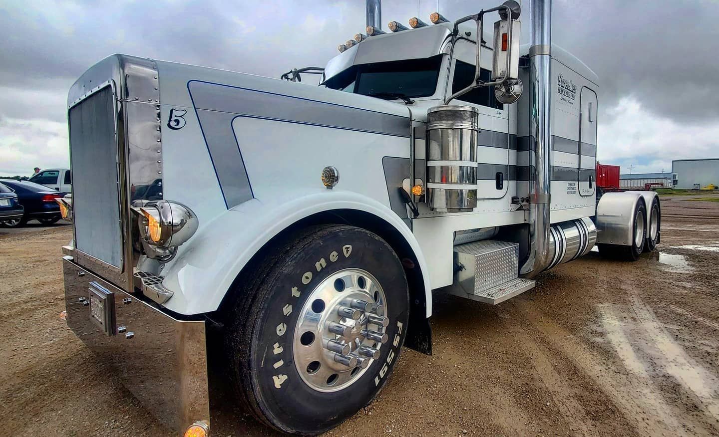 Semi-Truck Repair in Hutchinson KS by Quality Body Shop