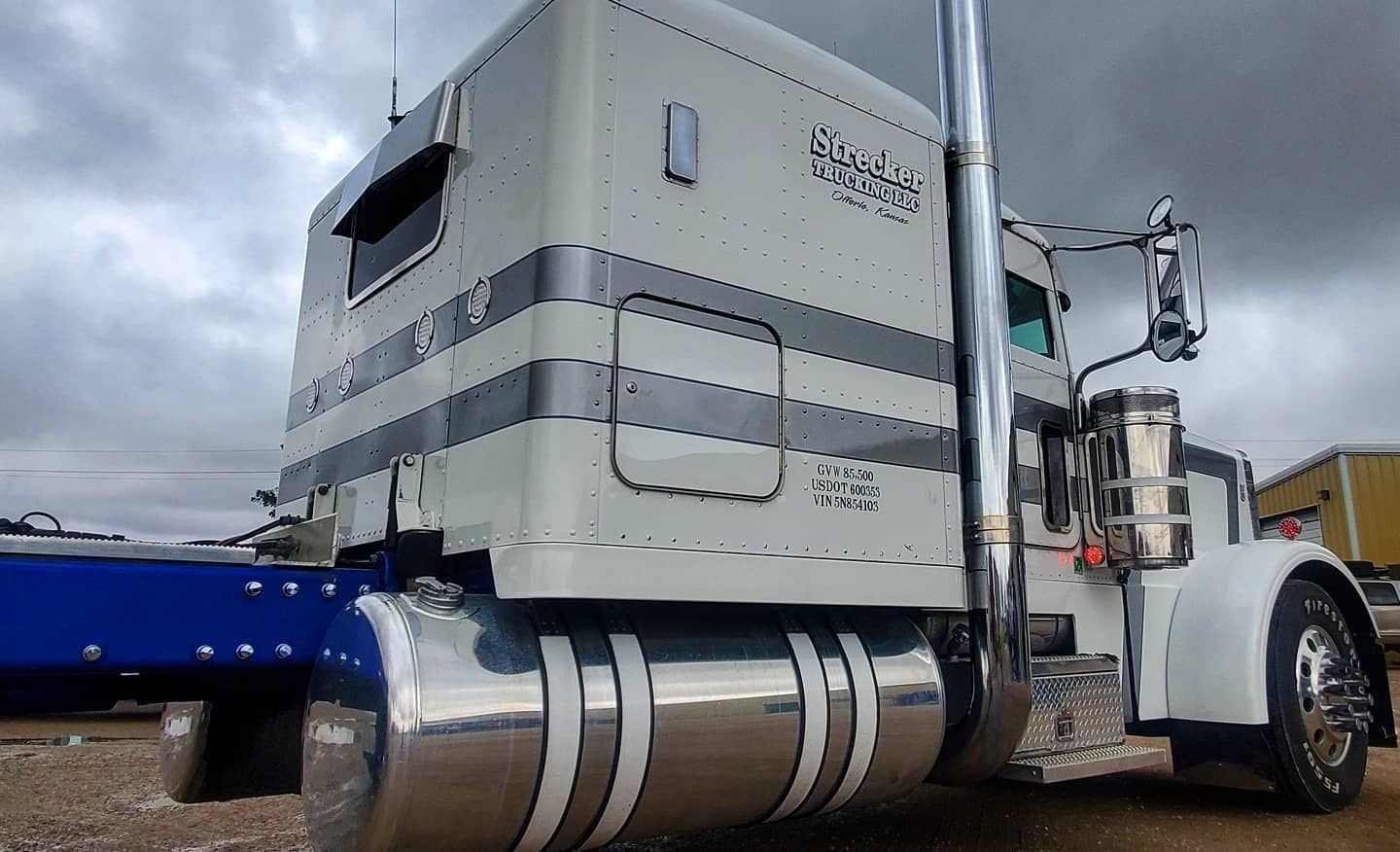 Semi-Truck Repair in Hutchinson KS by Quality Body Shop