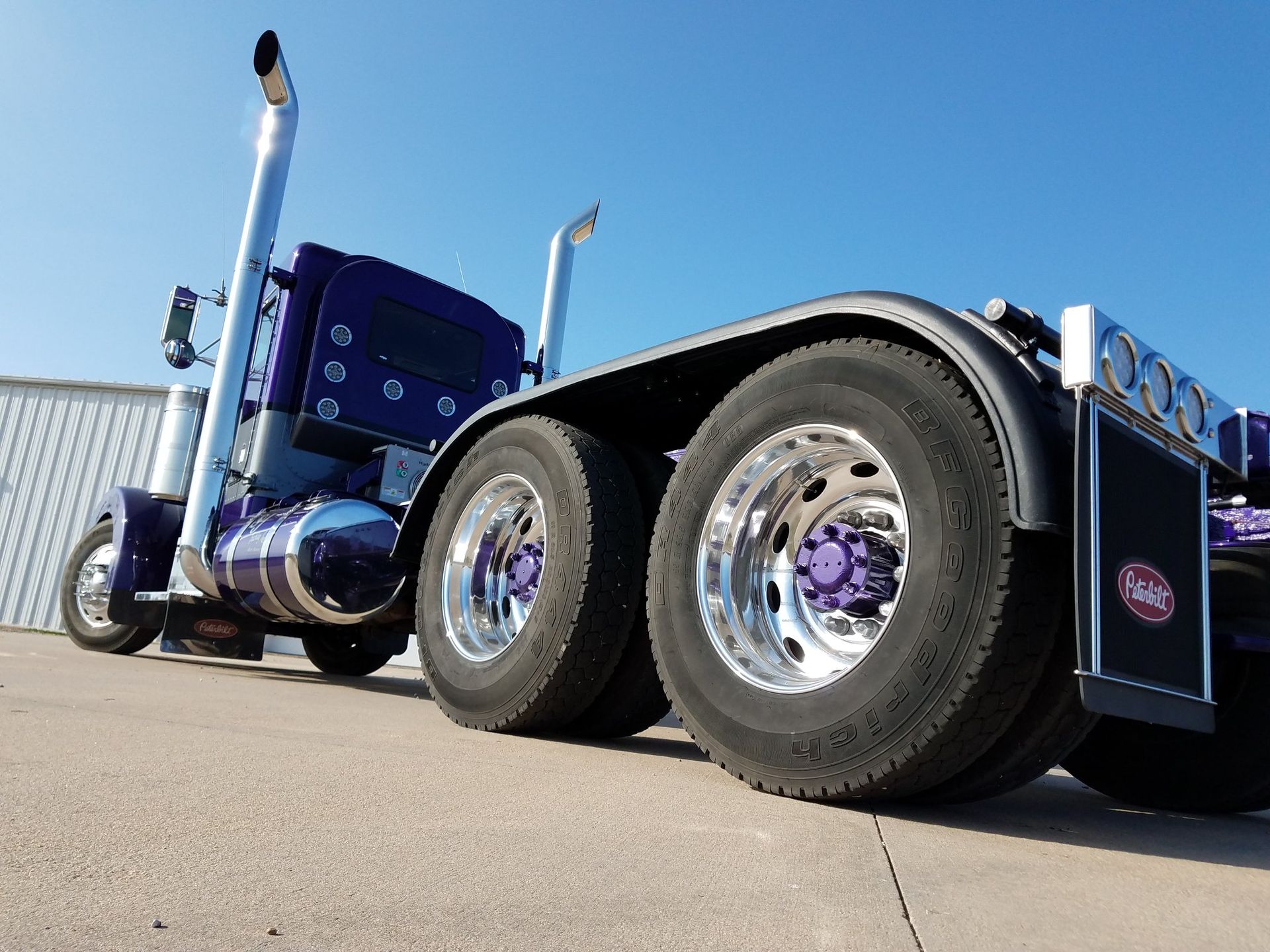 Semi-Truck Repair in Hutchinson KS by Quality Body Shop