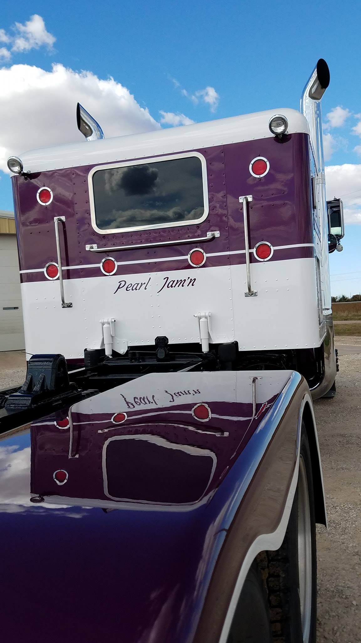 Semi-Truck Repair in Hutchinson KS by Quality Body Shop