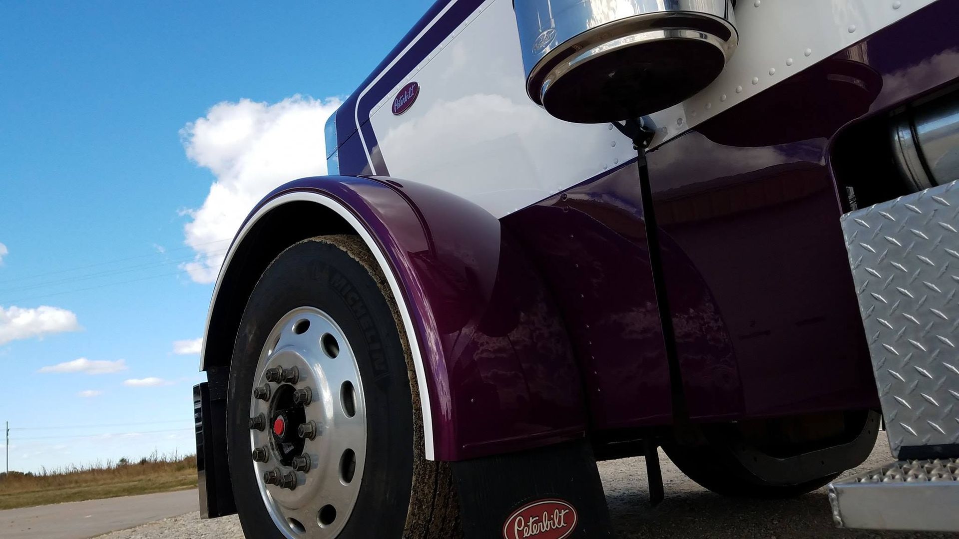 Semi-Truck Repair in Hutchinson KS by Quality Body Shop