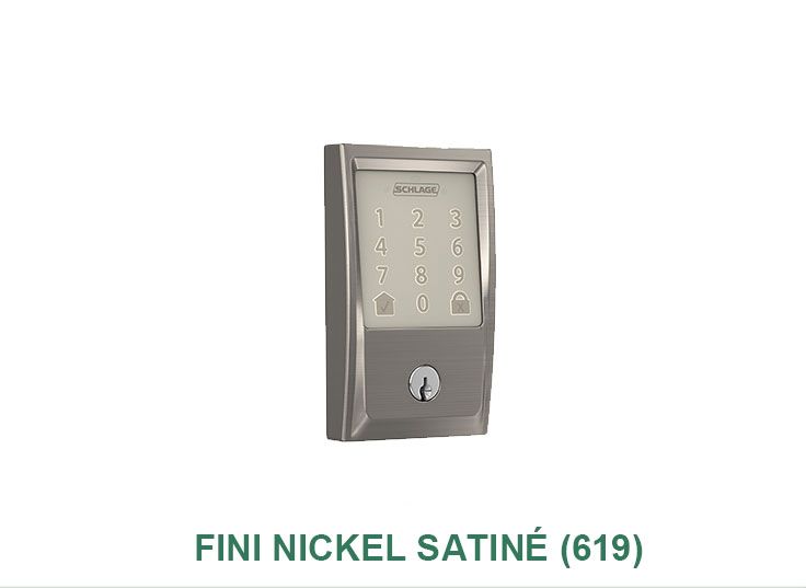 Une image d'un clavier en acier inoxydable sur fond blanc.