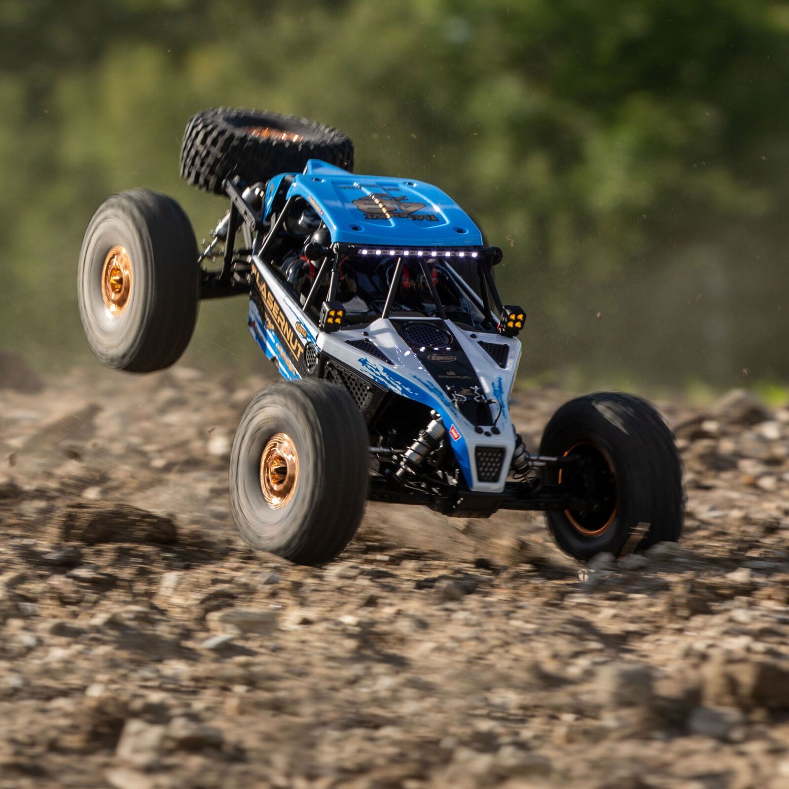 XMaxx Car With Belted Tires