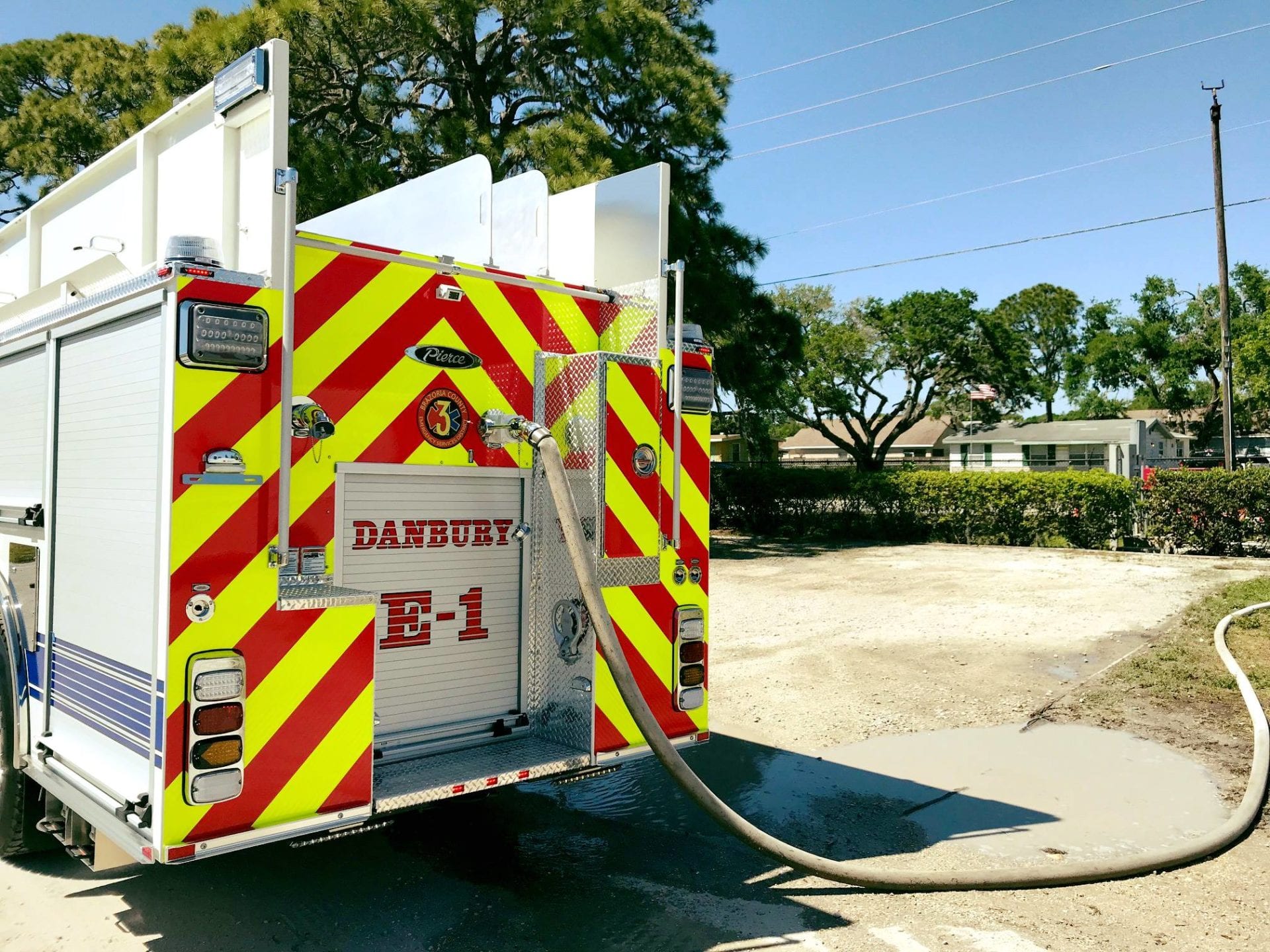 A picture of the back of Danbury fire engine 1.