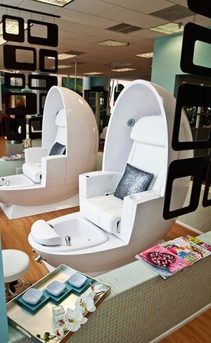 Spa Pedicure Chairs - Salons in Palm Beach Gardens, FL