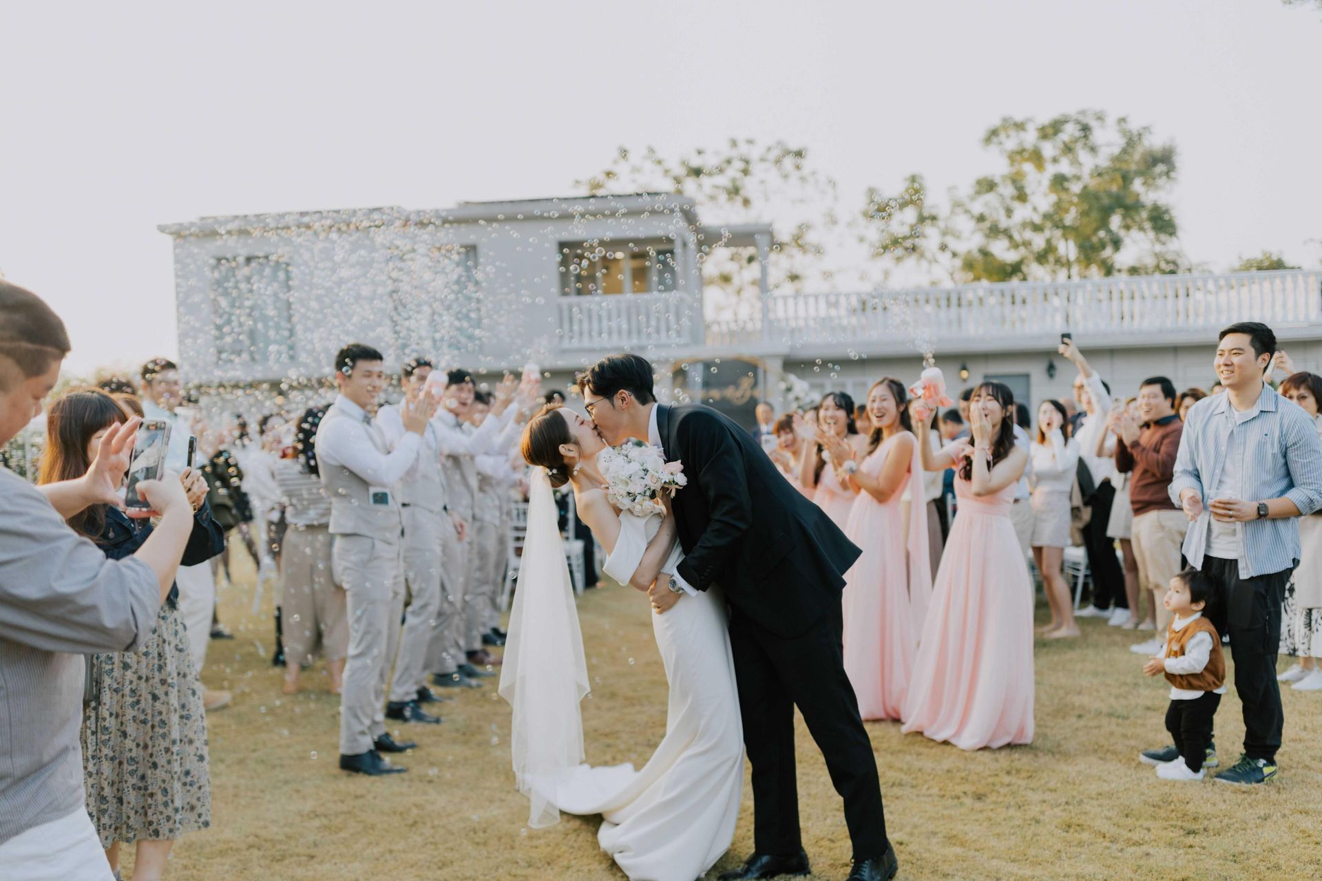 Hong Kong grassland weddings ,Outdoor wedding tips ,Traditional Hong Kong wedding rituals