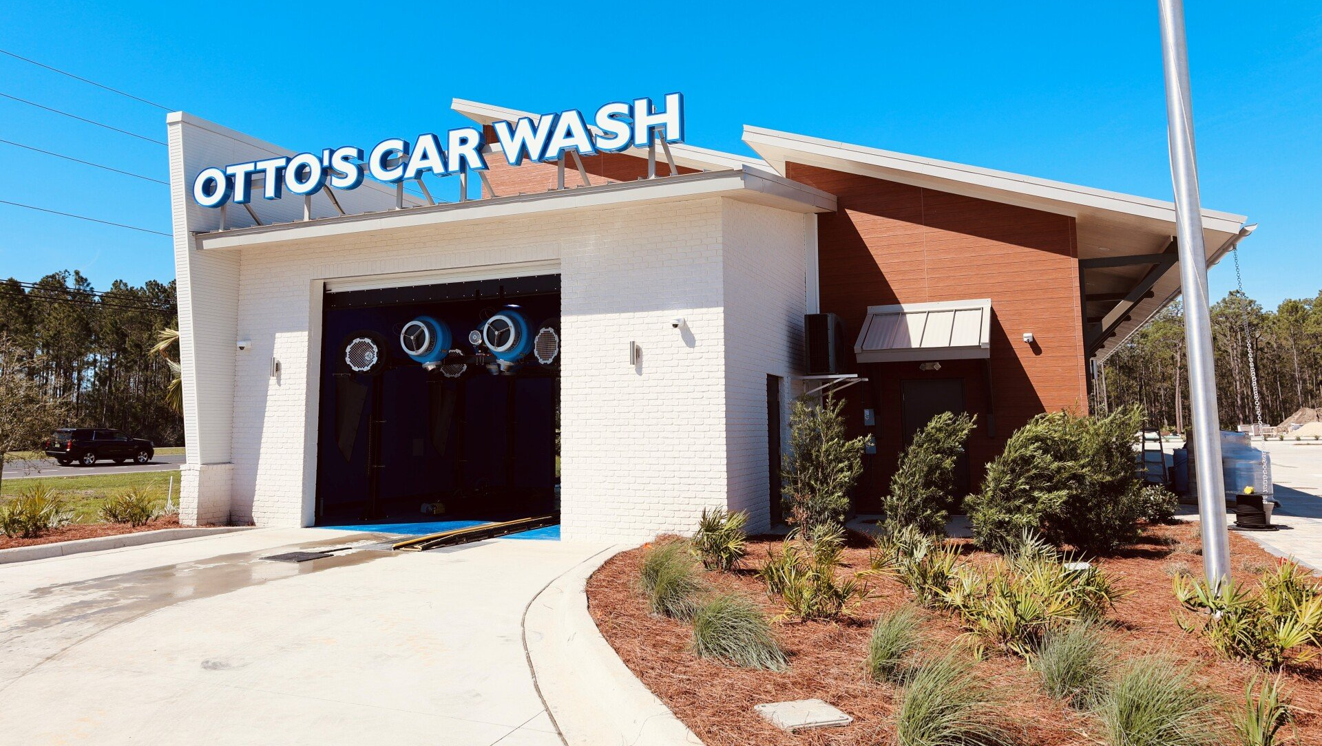 Photograph of Otto's Car Wash in Santa Rosa Beach