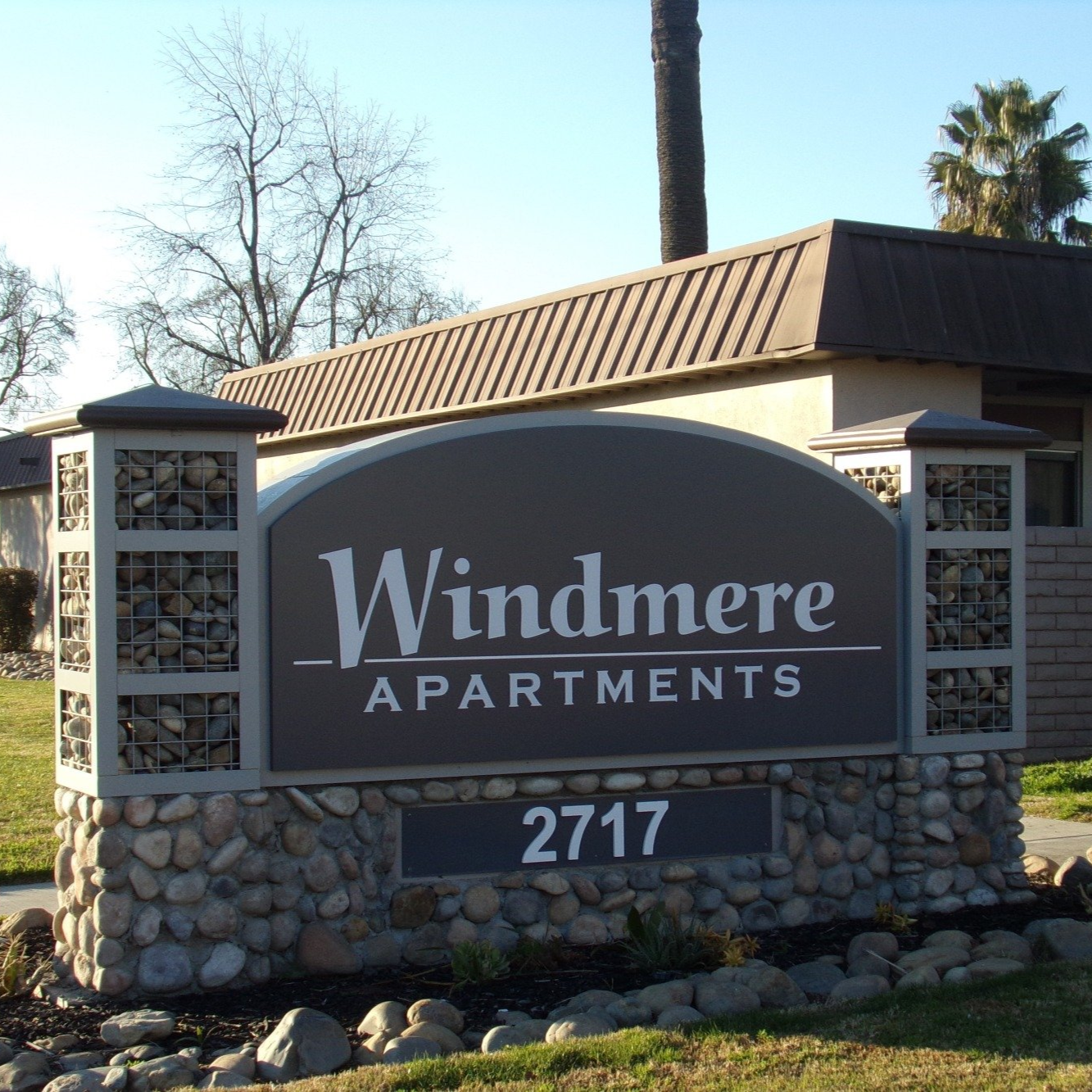 Apartments entrance sign