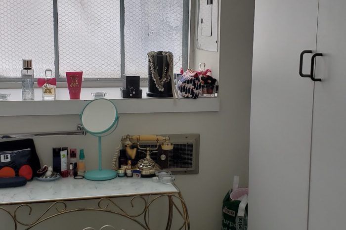 454 W. Gilman St. – The Grimm Book Bindery