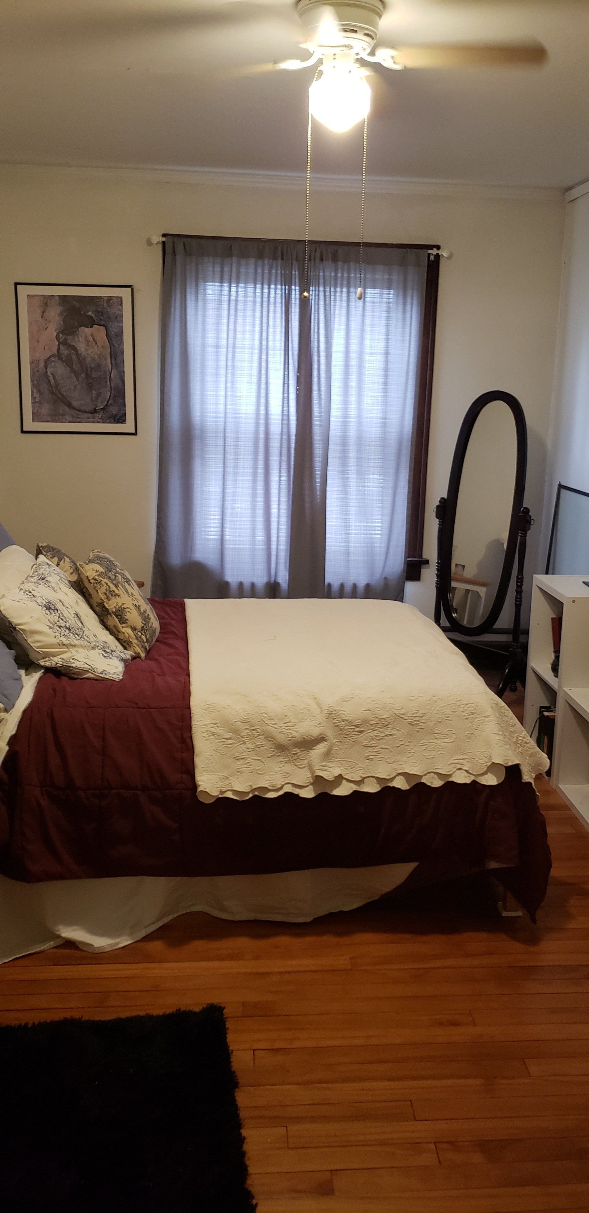 330 N. Carroll Street interior