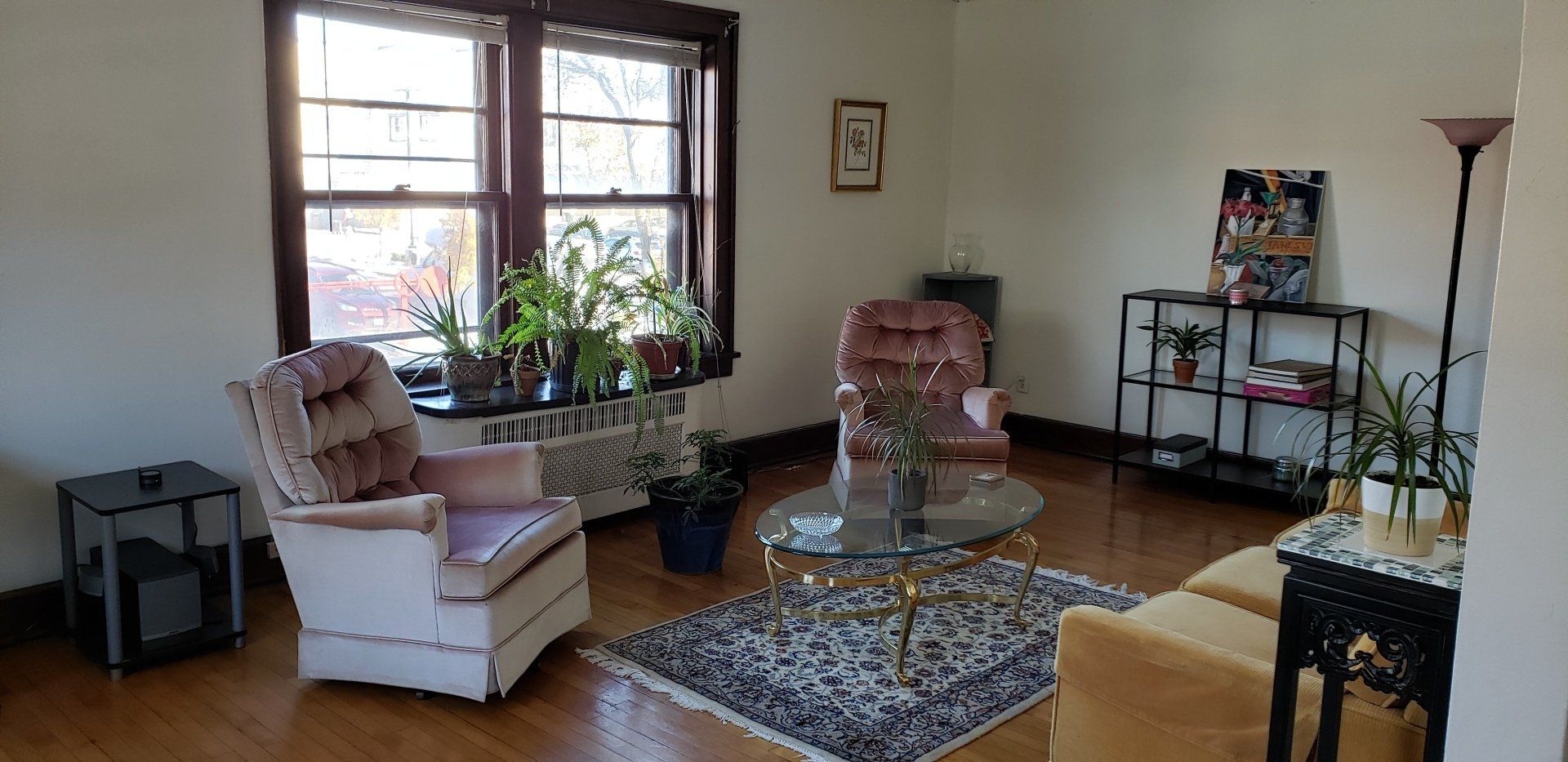 330 N. Carroll Street interior