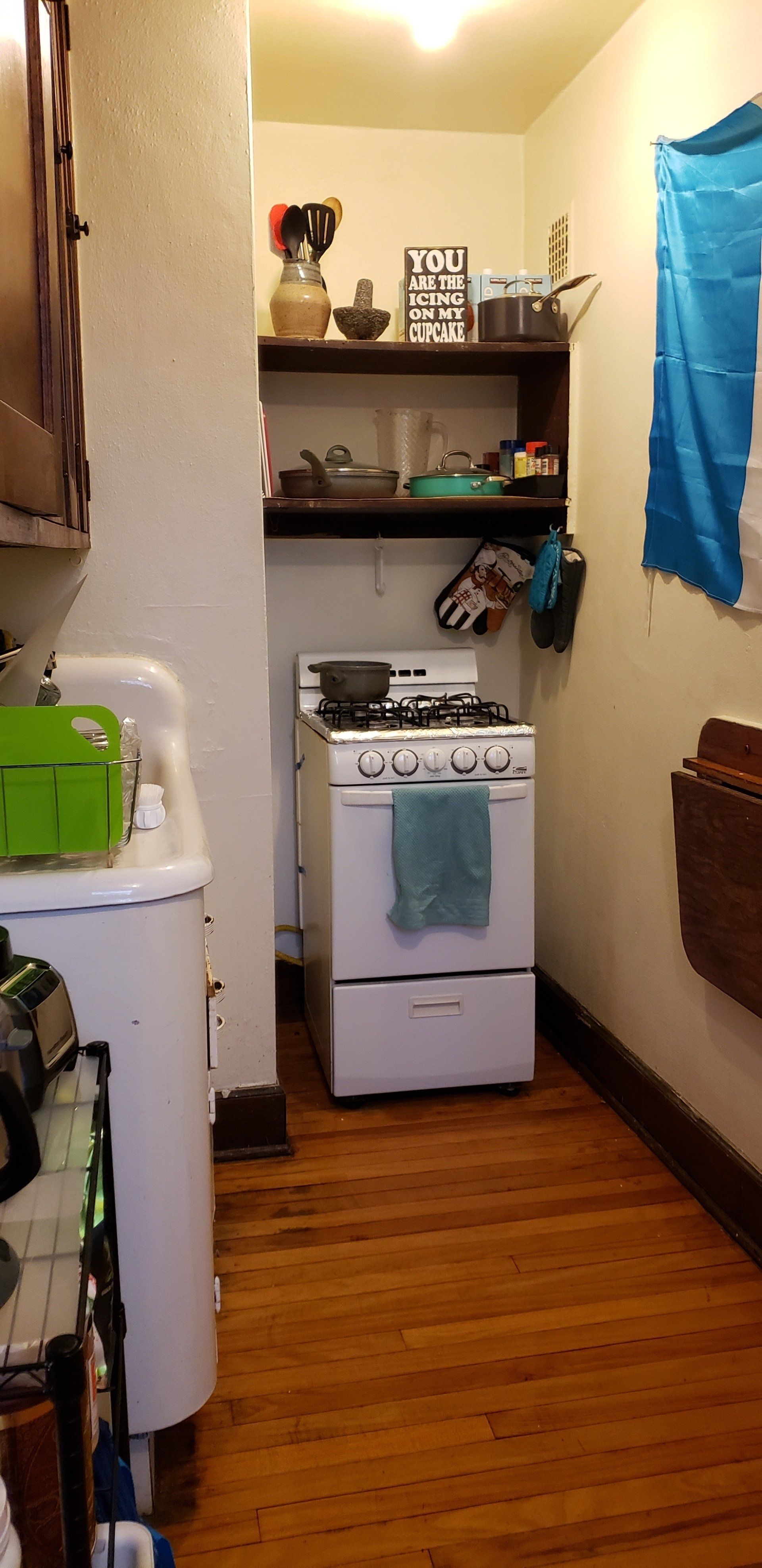 330 N. Carroll Street interior