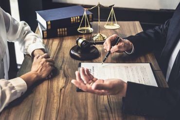 Asesoría jurídica en consultas específicas con o sin emisión de conceptos jurídicos