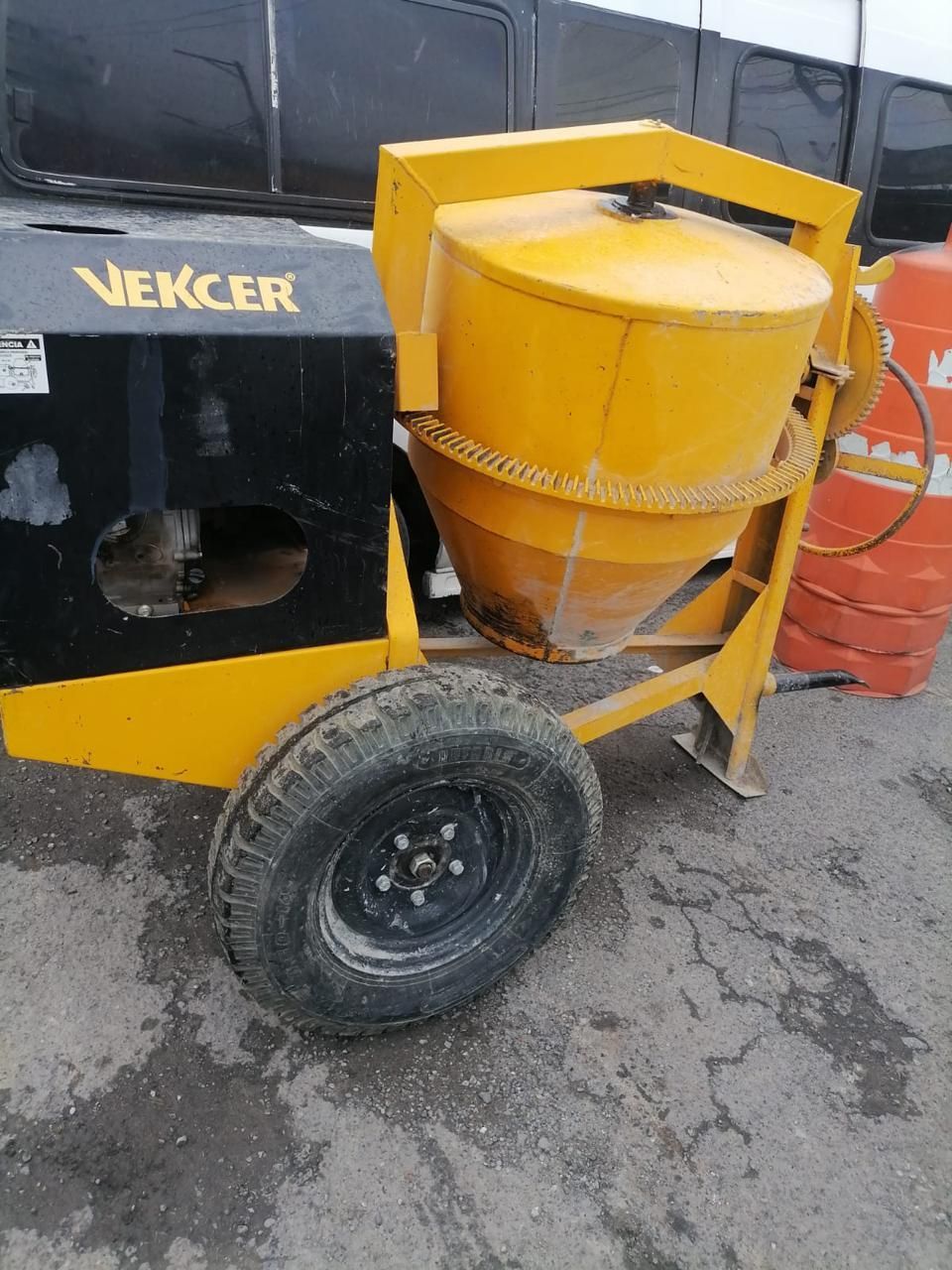 RME RENTA DE MAQUINARIA 