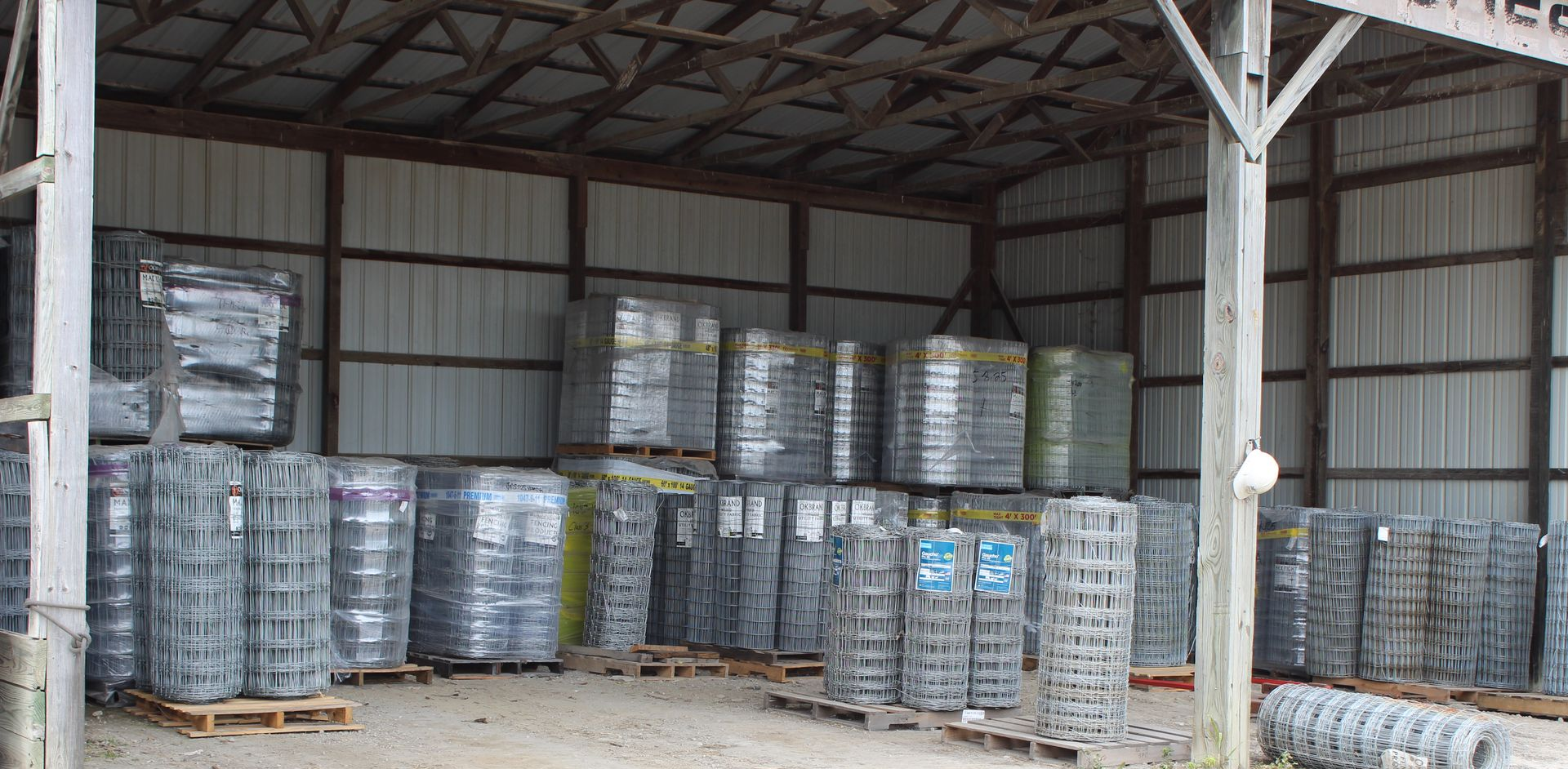 Wood Posts — Hillsboro, OH — Lerch's Barnlot Ltd.