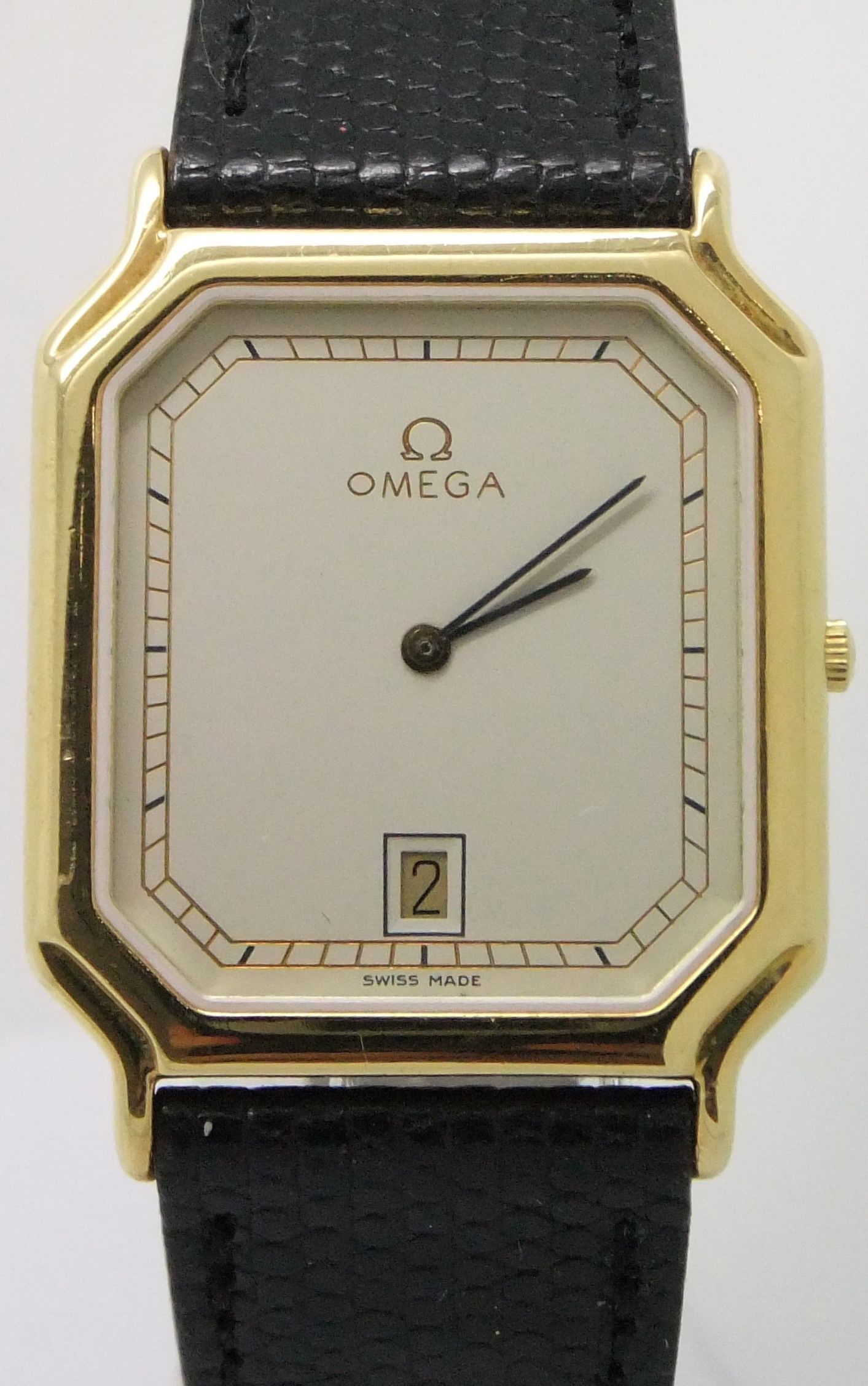 Vintage Omega 18ct Gold case Quartz Movement watch.