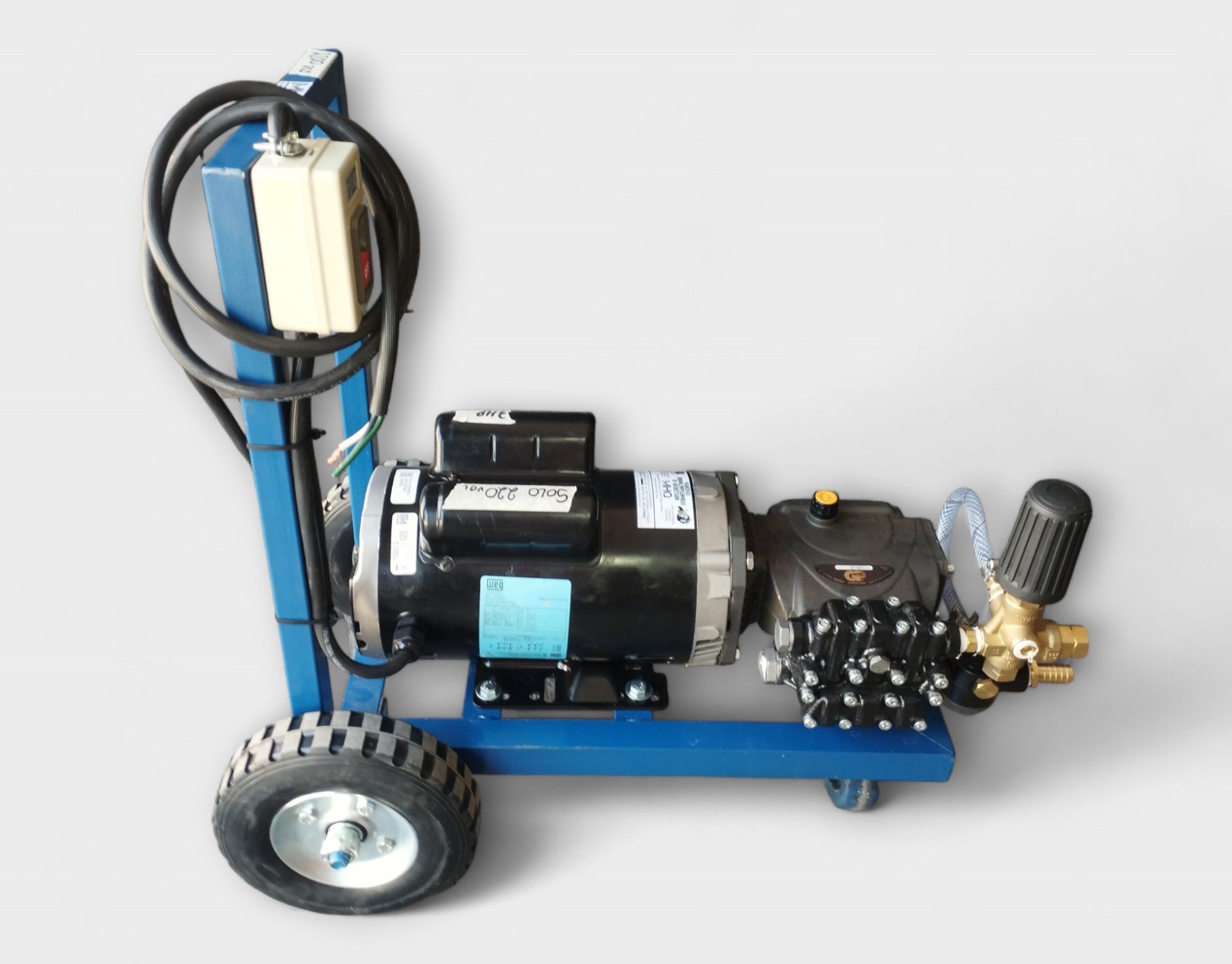 HIDROLAVADORA 3HP ELECTRICA MONOFASICA
ALTA PRESIÓN, AGUA FRÍA