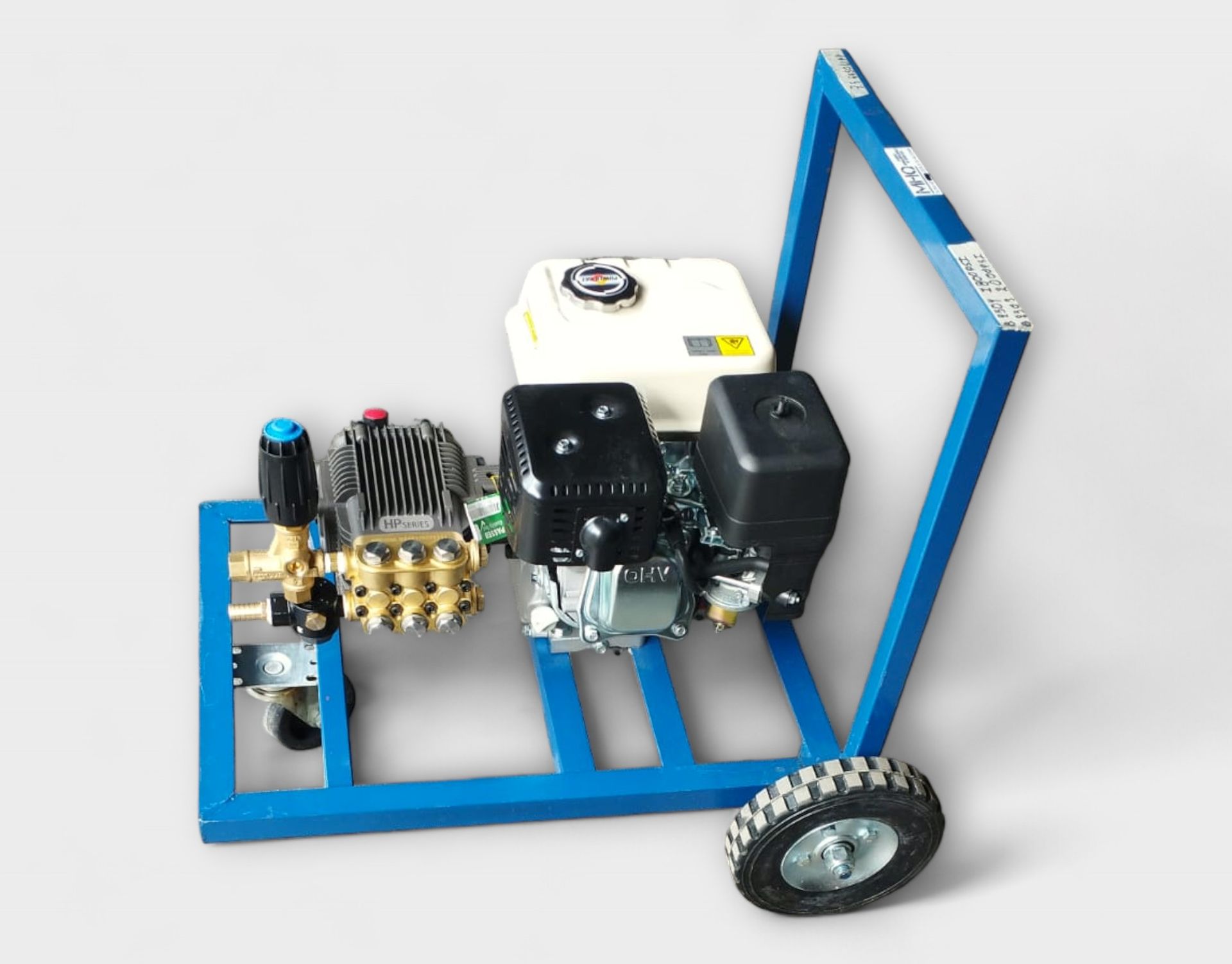 HIDROLAVADORA A GASOLINA 7.5HP
ALTA PRESIÓN, AGUA FRÍA