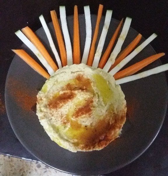 Hummus con verduras crudités