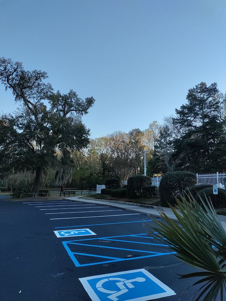 parking lot paving and line striping