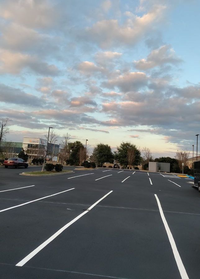 parking lot paving and line striping