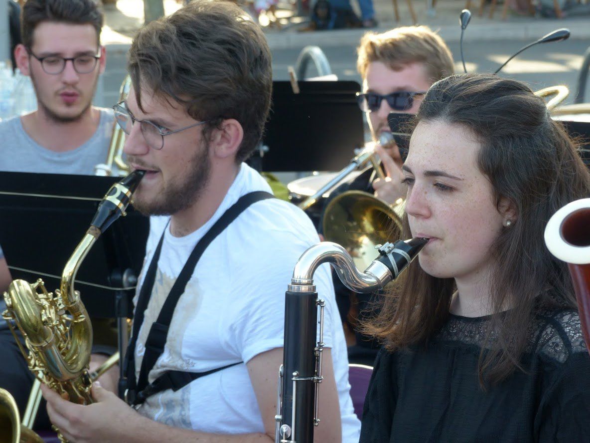 Clarinette basse, saxophone baryton