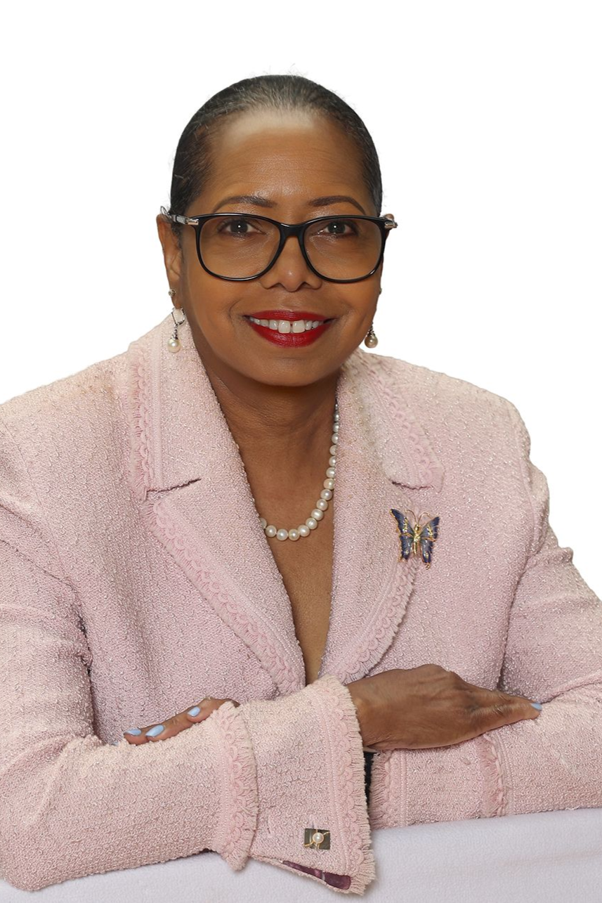 Headshot of Eloise Middleton.