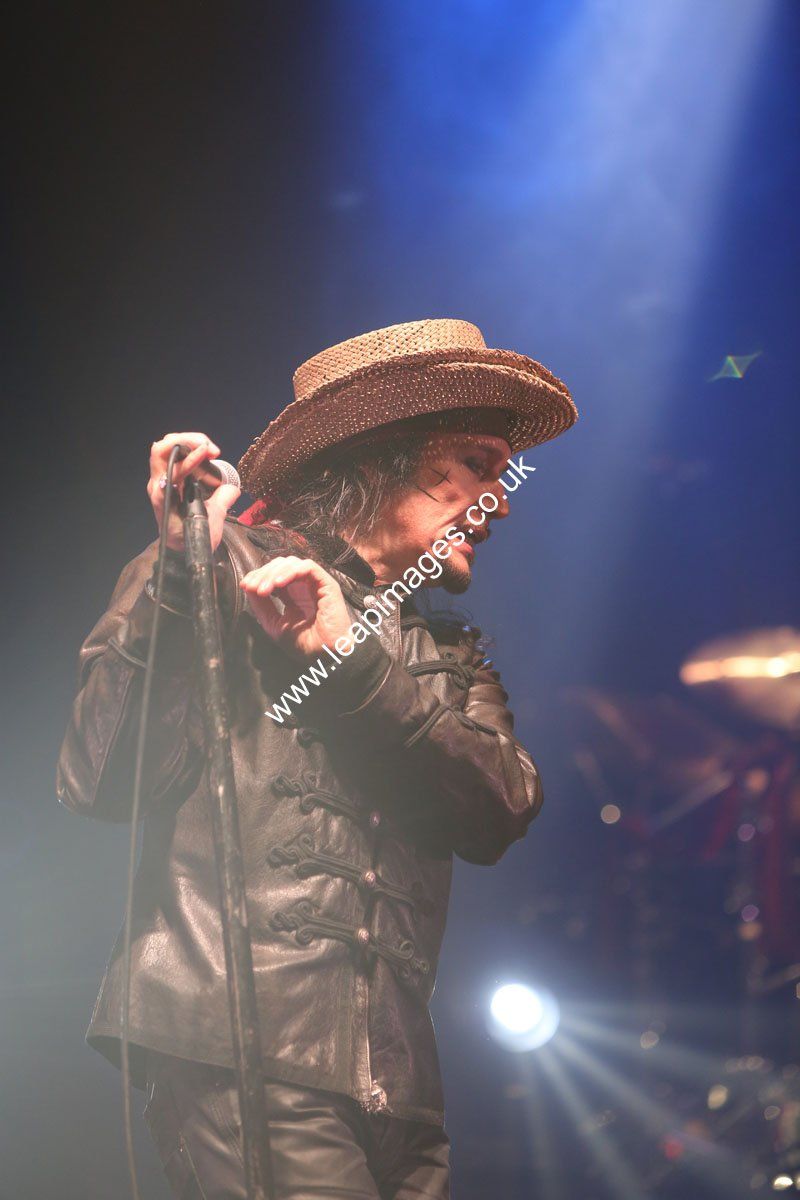 Adam Ant @ Plymouth Pavilions 16th May 2017 - www.leapimages.co.uk