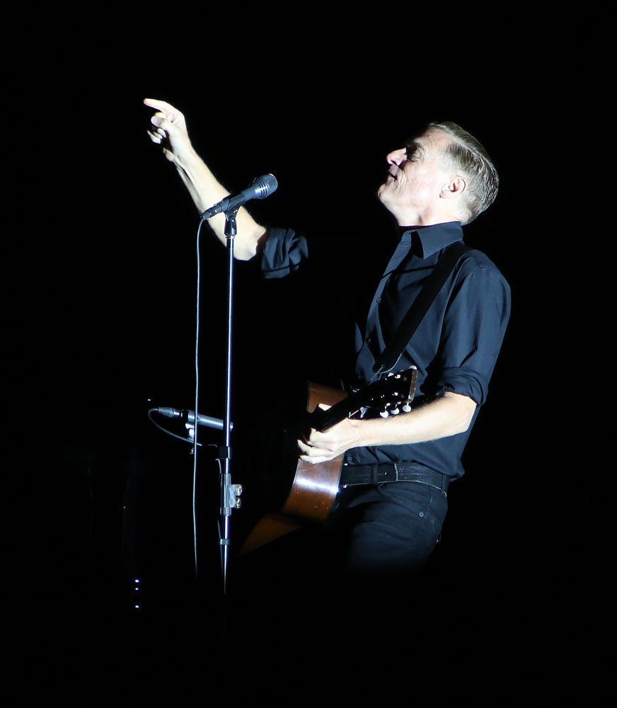 Bryan Adams @ Plymouth Pavilions 8th September 2014 - www.leapimages.co.uk