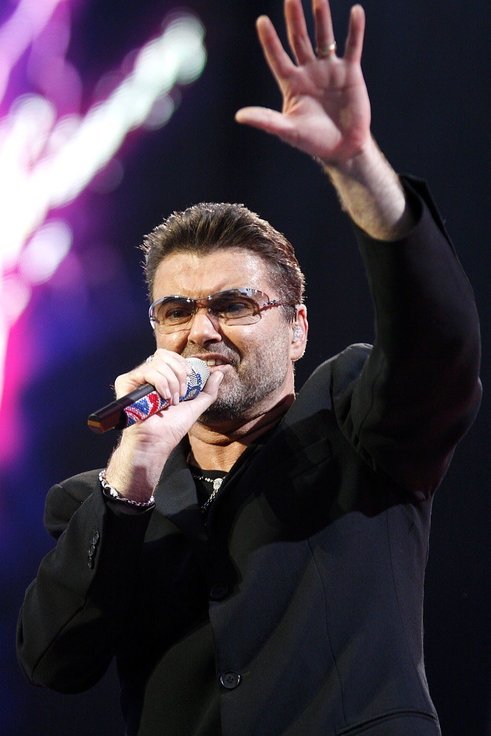 George Michael @ Plymouth Home Park 19th June 2007 - www.leapimages.co.uk