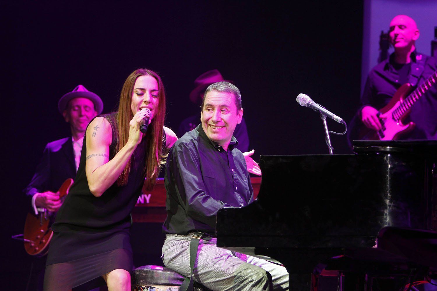 Jools Holland with Mel C @ Plymouth Pavilions 20th December 2013 - www.leapimages.co.uk