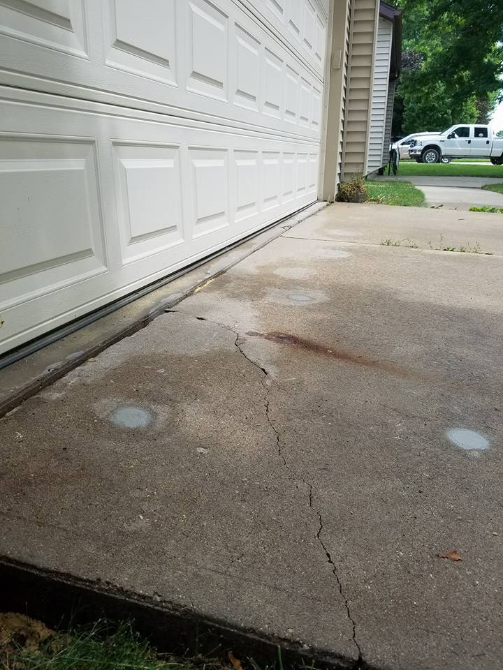 Repairing Concrete Driveway — Olin, IA — Sn’S Mudjacking