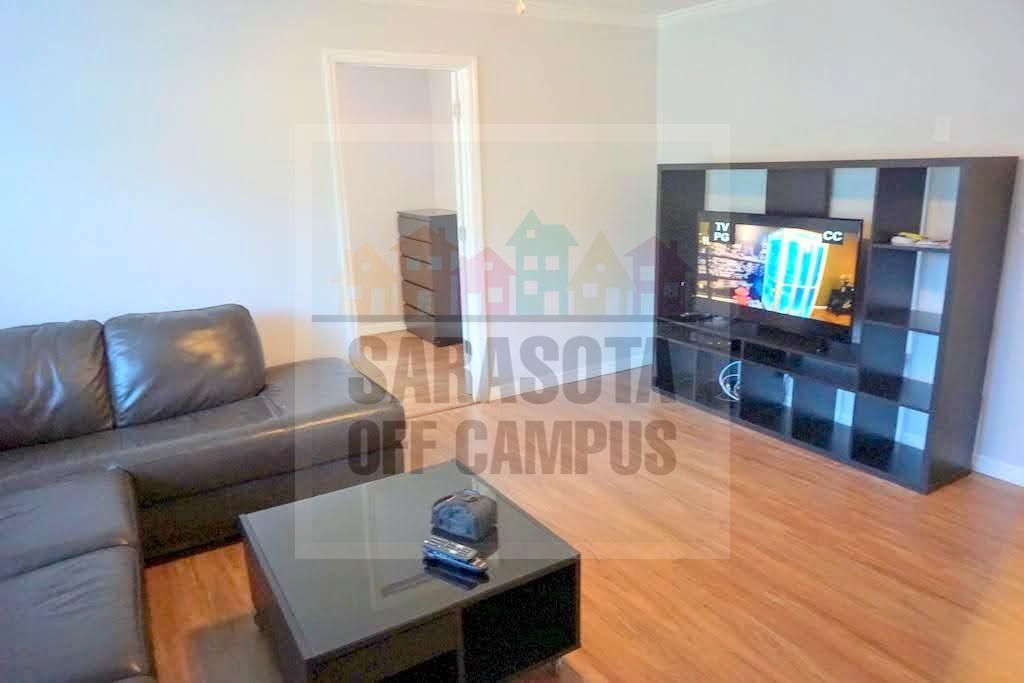 3600 Old Bradenton Road (Apt B)