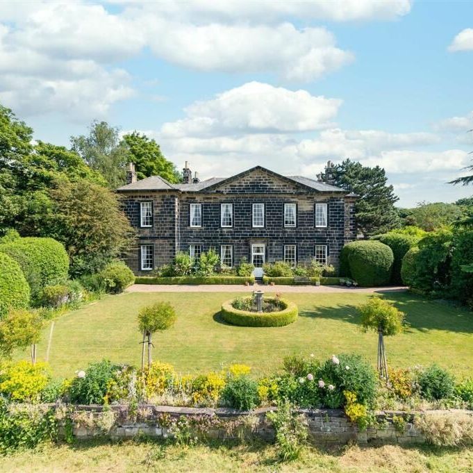 exterior painting and decorating - manor house