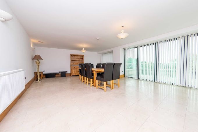 decorative finishes - interior design - painting and decorating - dining room - living spaces - decor